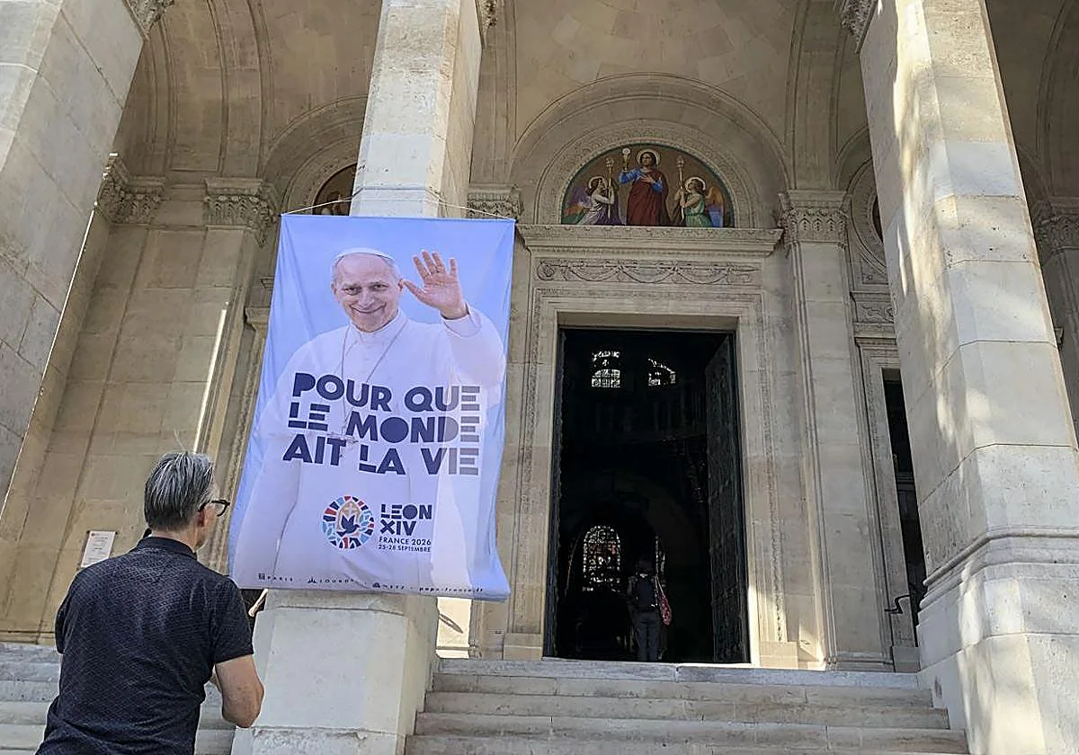 Francia se prepara para una visita por todo lo alto del Papa León XIV