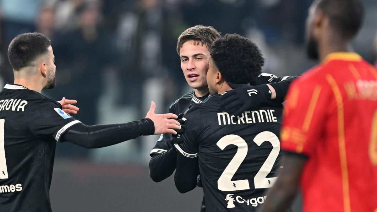 La Juventus se pega 'la Lecce' en casa y se descuelga del título