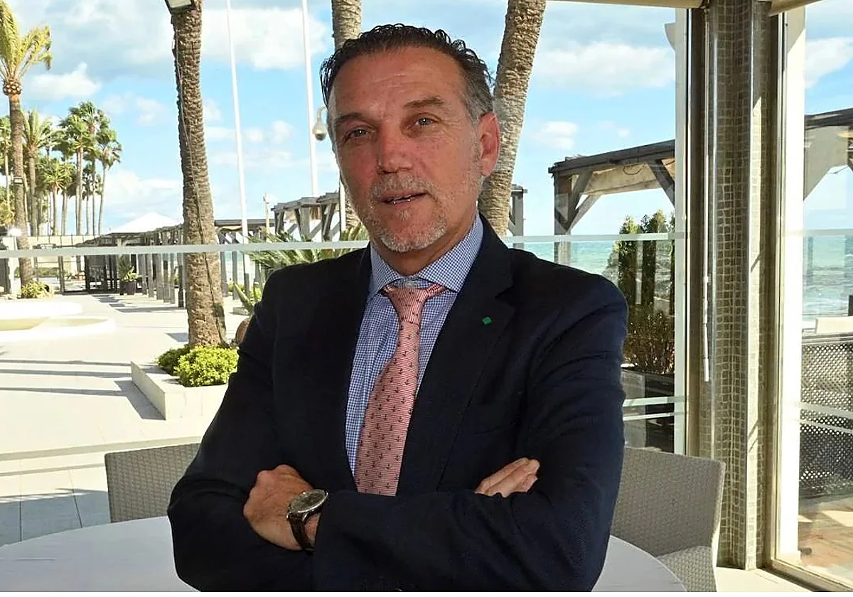 El alcalde de Benahavís declara como investigado en el caso del centro hípico del Marbella Club