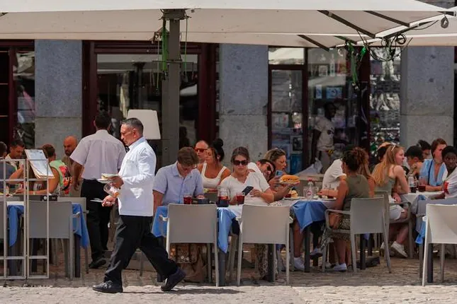 El PIB crece un 0,7% en el segundo trimestre impulsado por el consumo de las familias