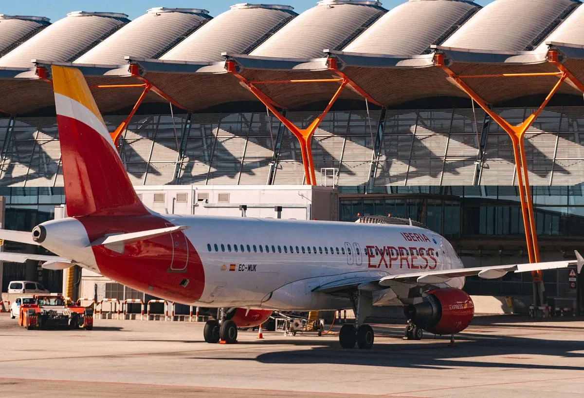 Iberia sumará ocho aviones más para el corto radio tras el acuerdo con los pilotos