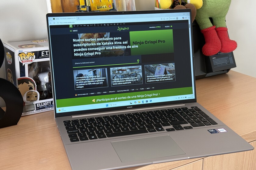Honor MagicBook 16 2026, análisis: un portátil asequible que lo tiene casi todo en el peor momento de la electrónica de consumo