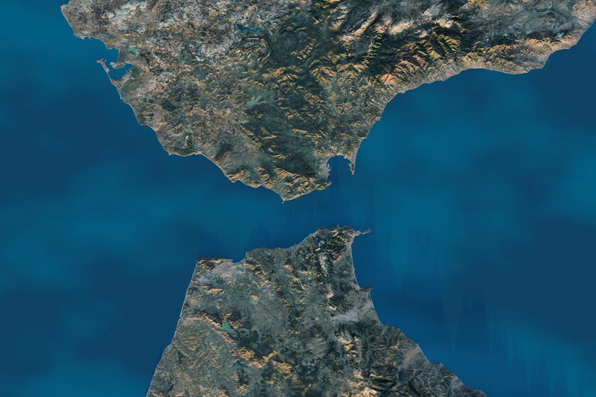 Ceuta está a punto de dejar atrás los generadores diésel: un cable submarino la conectará por primera vez a la red eléctrica peninsular