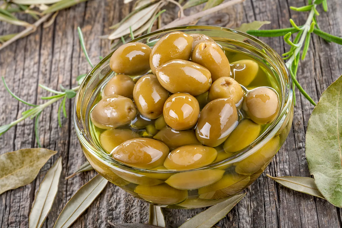 Sobre latas de aceitunas, anchoas y la IA