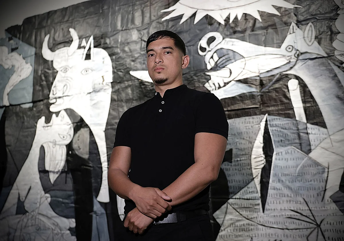 Julio Anaya da el salto a la Saatchi de Londres junto a Hirst, KAWS e Invader
