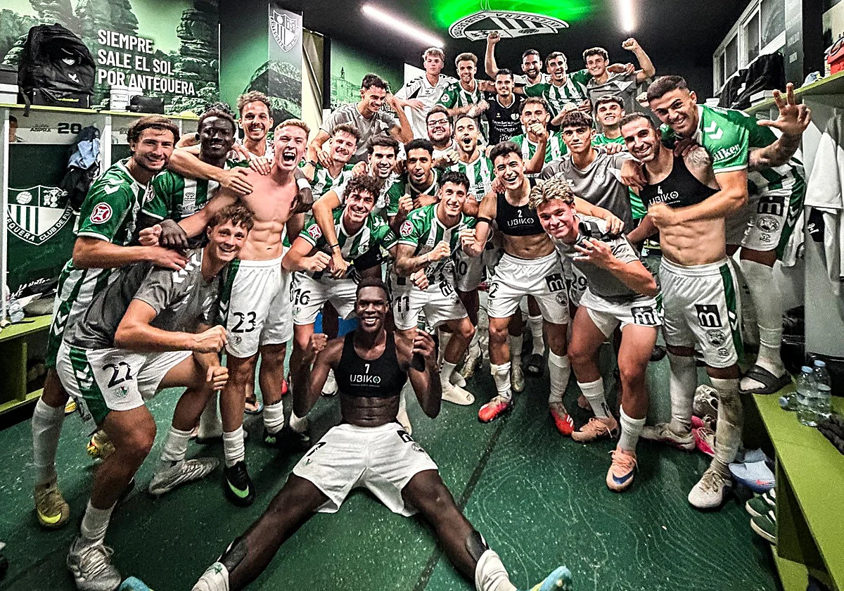 Primera RFEF: triunfo colosal del Antequera ante el invicto Jaén