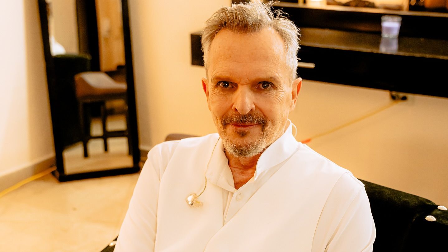 Lucía y Paola, las hermanas de Miguel Bosé que intermedian en su relación con Nacho Palau: "Viajan con frecuencia a Chelva"