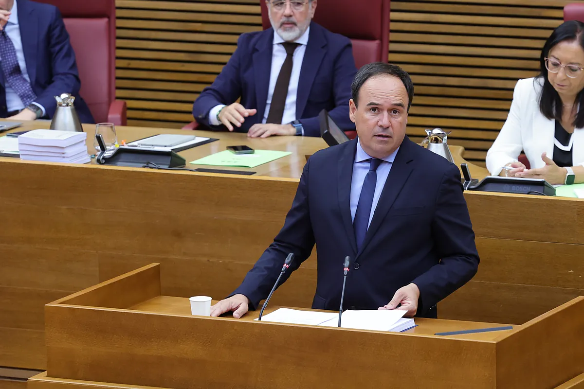 Pérez Llorca anuncia cuota cero para autónomos y amplía el aval público a 'vivienda joven' hasta los 50 años