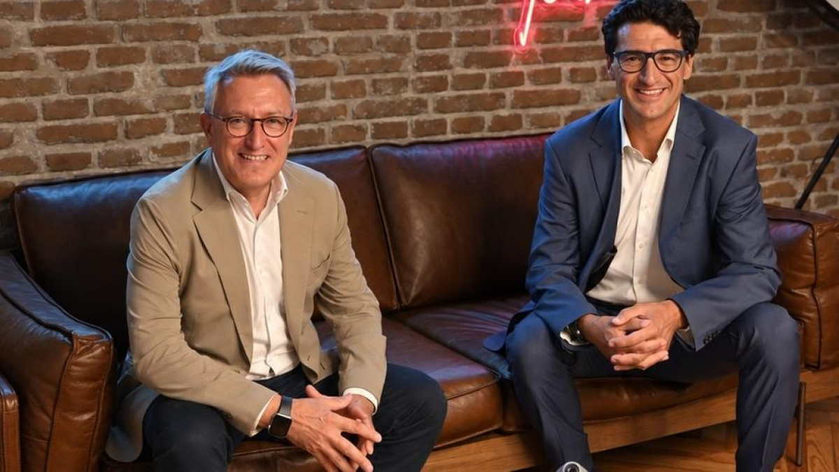 Ecija incorpora a Juan Luis Moreno para lanzar su ‘hub’ de IA The Garage