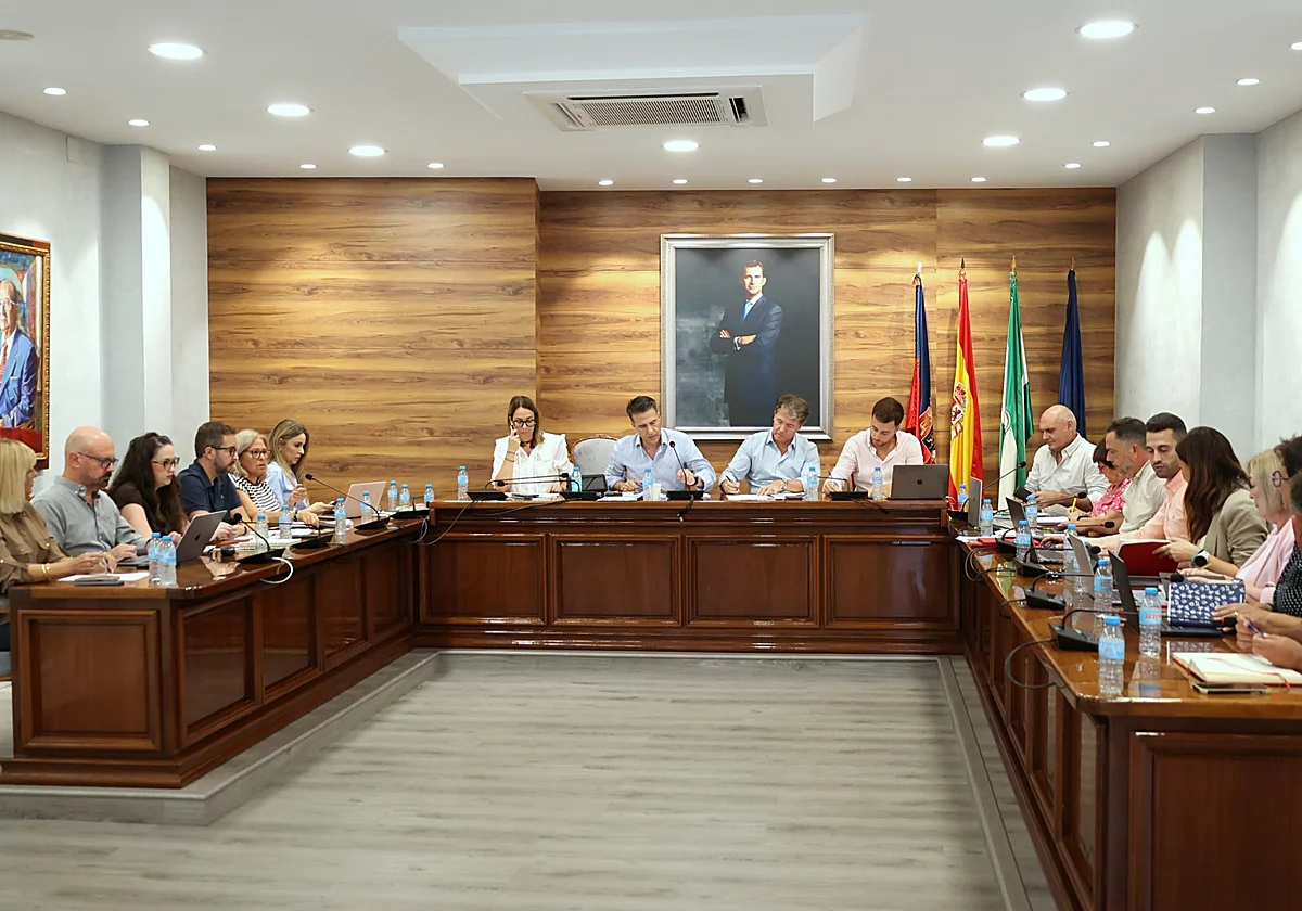 Torrox afronta el presupuesto de 2027 con deuda cero y otro choque político por el IBI