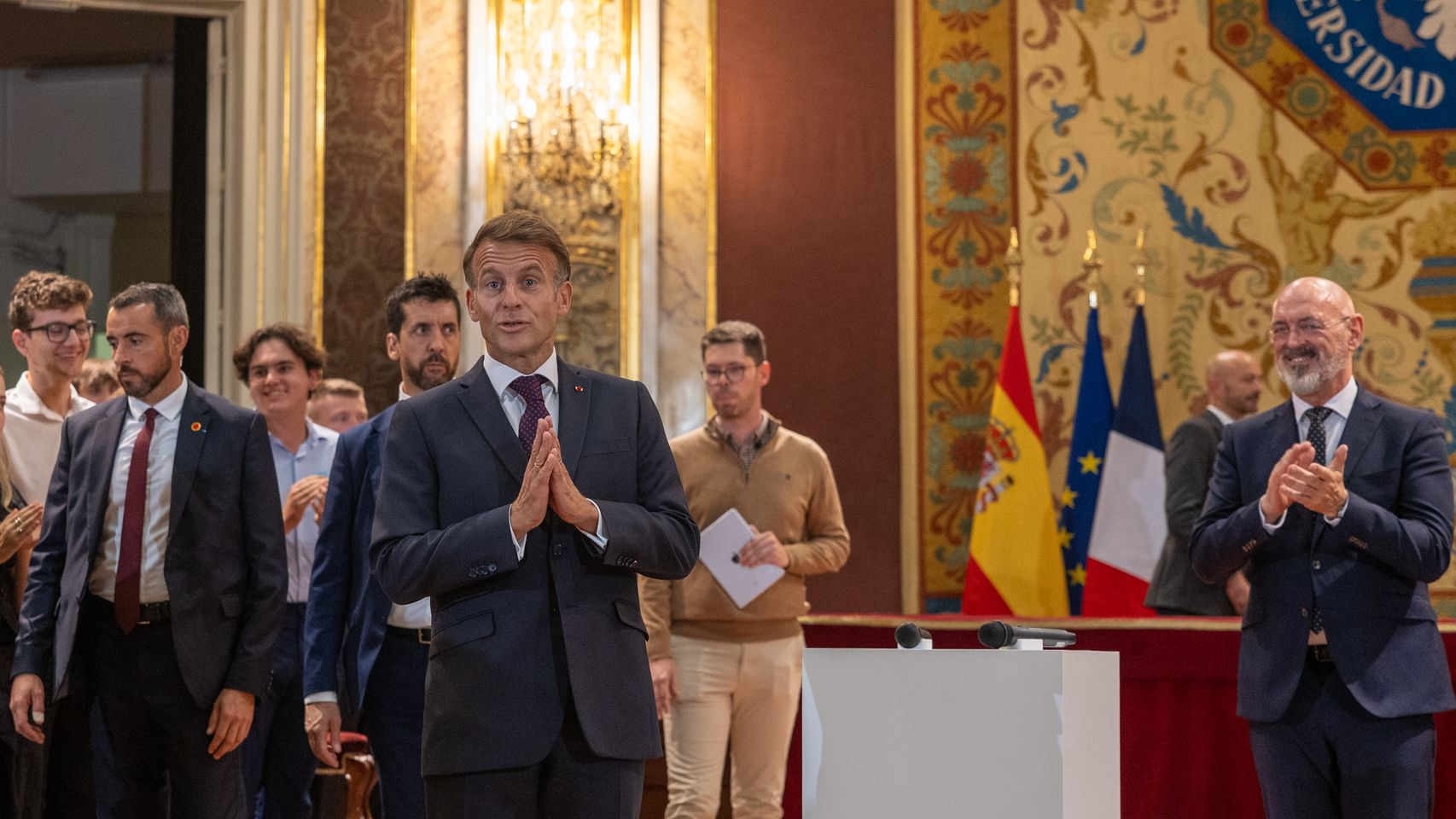 Última hora política, en directo | El Senado tumba el Tratado de Amistad y Cooperación con Francia en plena visita de Macron a España