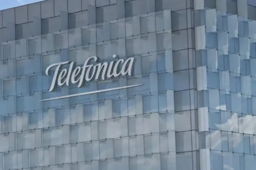Telefónica España escindirá los negocios de B2B y B2C