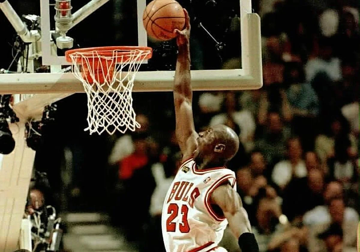 Michael Jordan pulveriza su propio récord: vende una camiseta por 12,26 millones de dólares