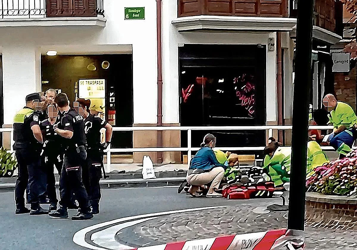 El policía que abatió a un hombre en Hondarribia declara que disparó porque su compañera corría «grave riesgo»
