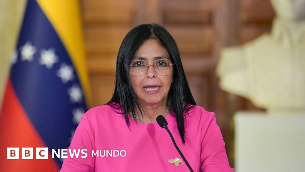 Delcy Rodríguez llama a "defender Venezuela" y contradice la versión de Trump de que la vicepresidenta está colaborando con EE.UU.