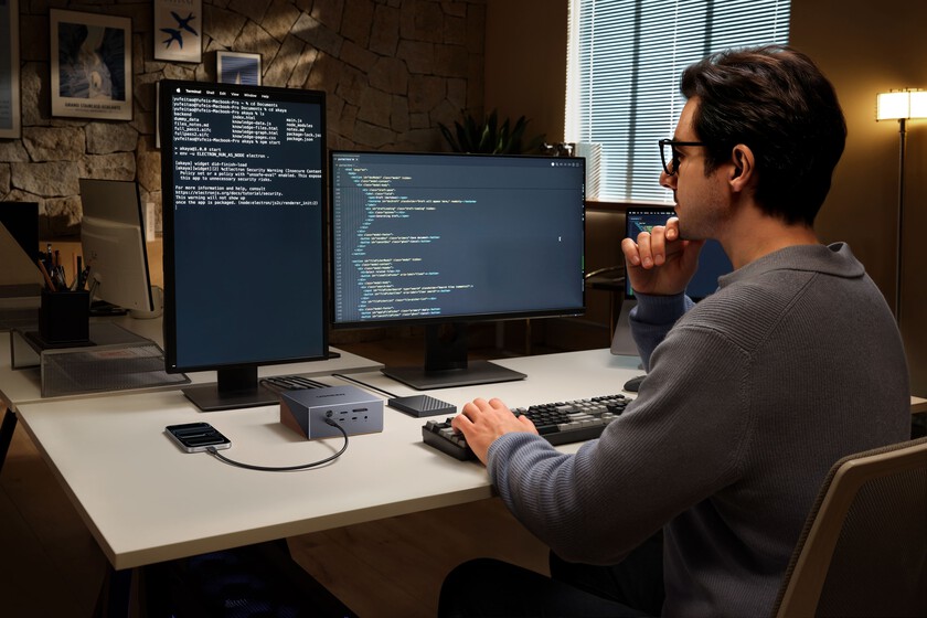 Una solución para evitar líos de cables en tu mesa: se trata de un dock 17 en 1 para tu portátil en el que puedes montar hasta un SSD