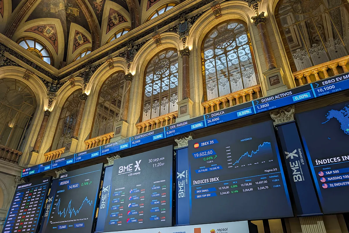 El Ibex inicia el trimestre con el alivio del petróleo pero no de la deuda