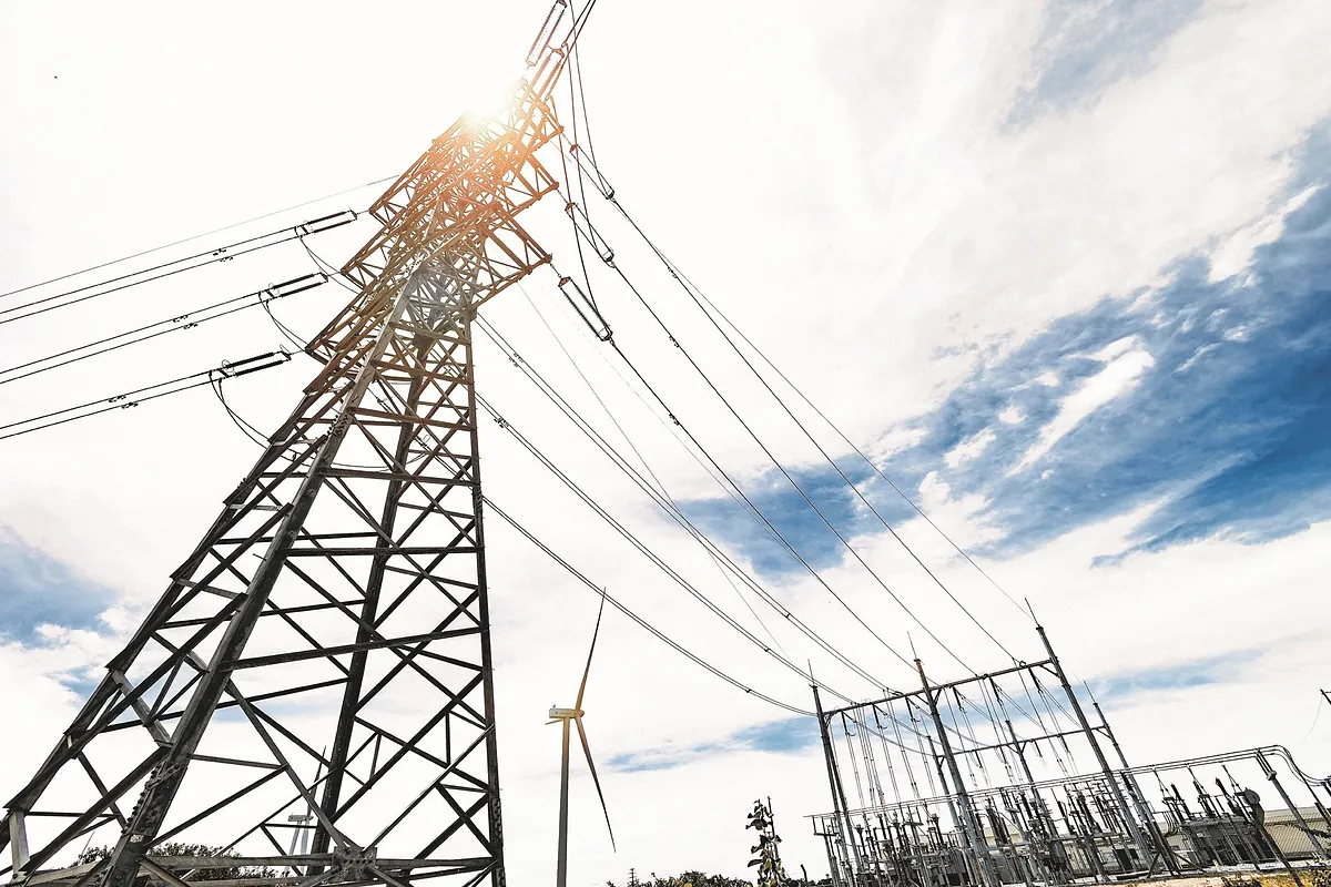Iberdrola cierra la ampliación de su alianza con GIC en redes de transporte eléctrico en Brasil