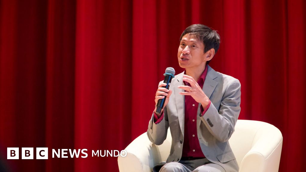 El profesor que causa furor entre los adolescentes chinos (y la razón de su éxito)
