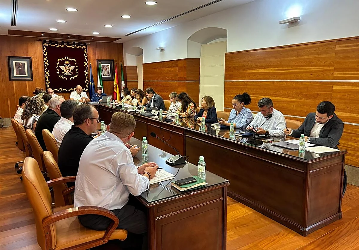 Alhaurín el Grande suma 220.000 euros a la carretera de Villa del Guadalhorce para evitar una licitación desierta