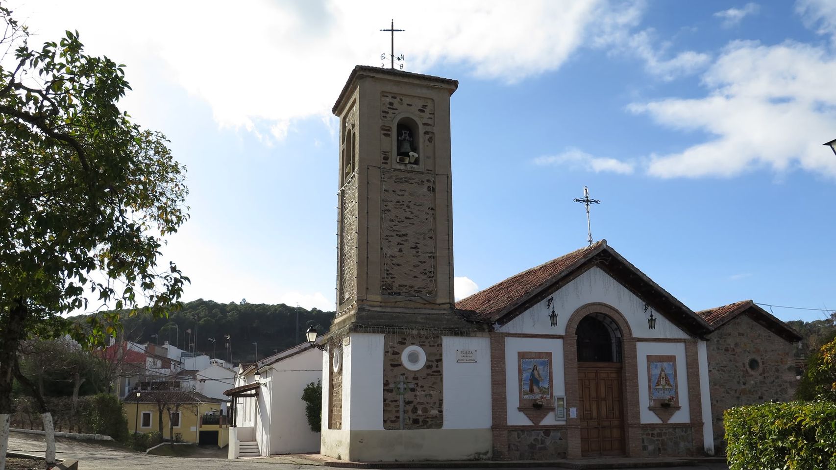 La juez descarta que la pareja que tuvo sexo en un altar y se grabó buscase ofender los sentimientos religiosos