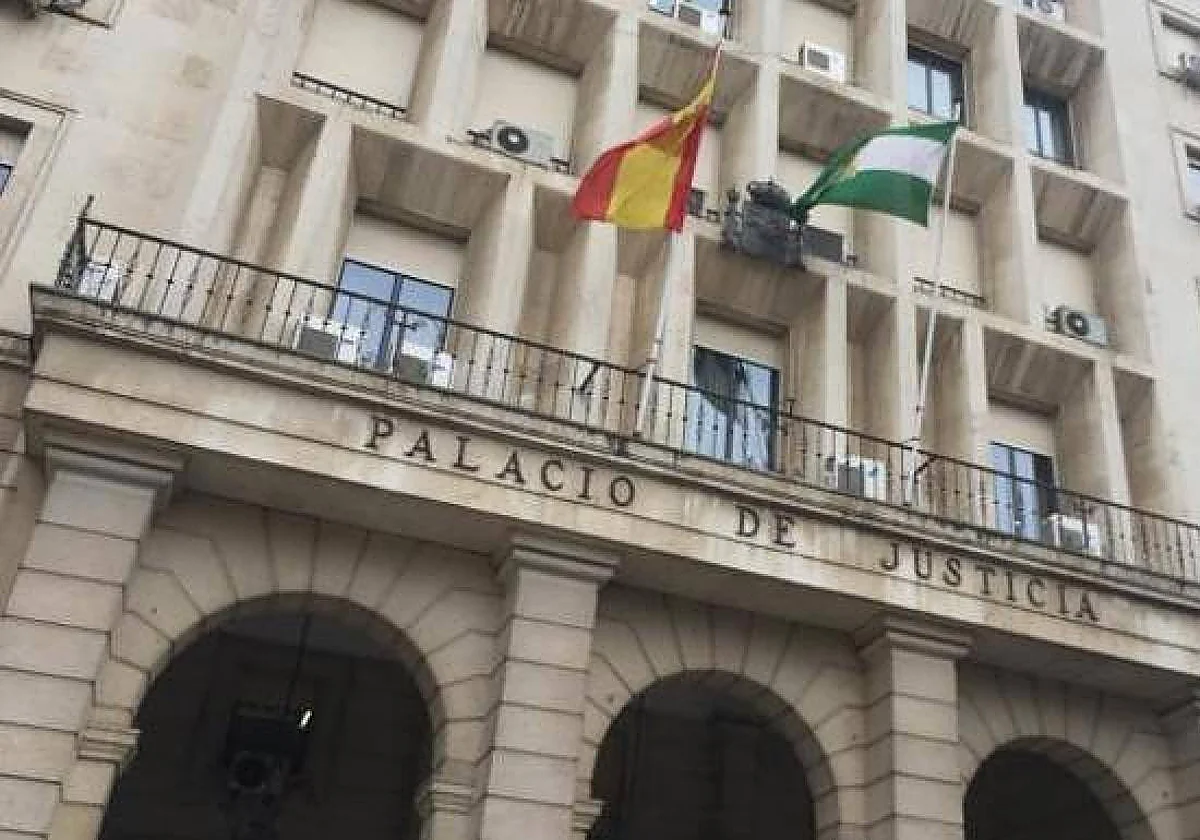 Prisión para un joven por abusar de una menor tras estar de fiesta en un piso de Benalmádena