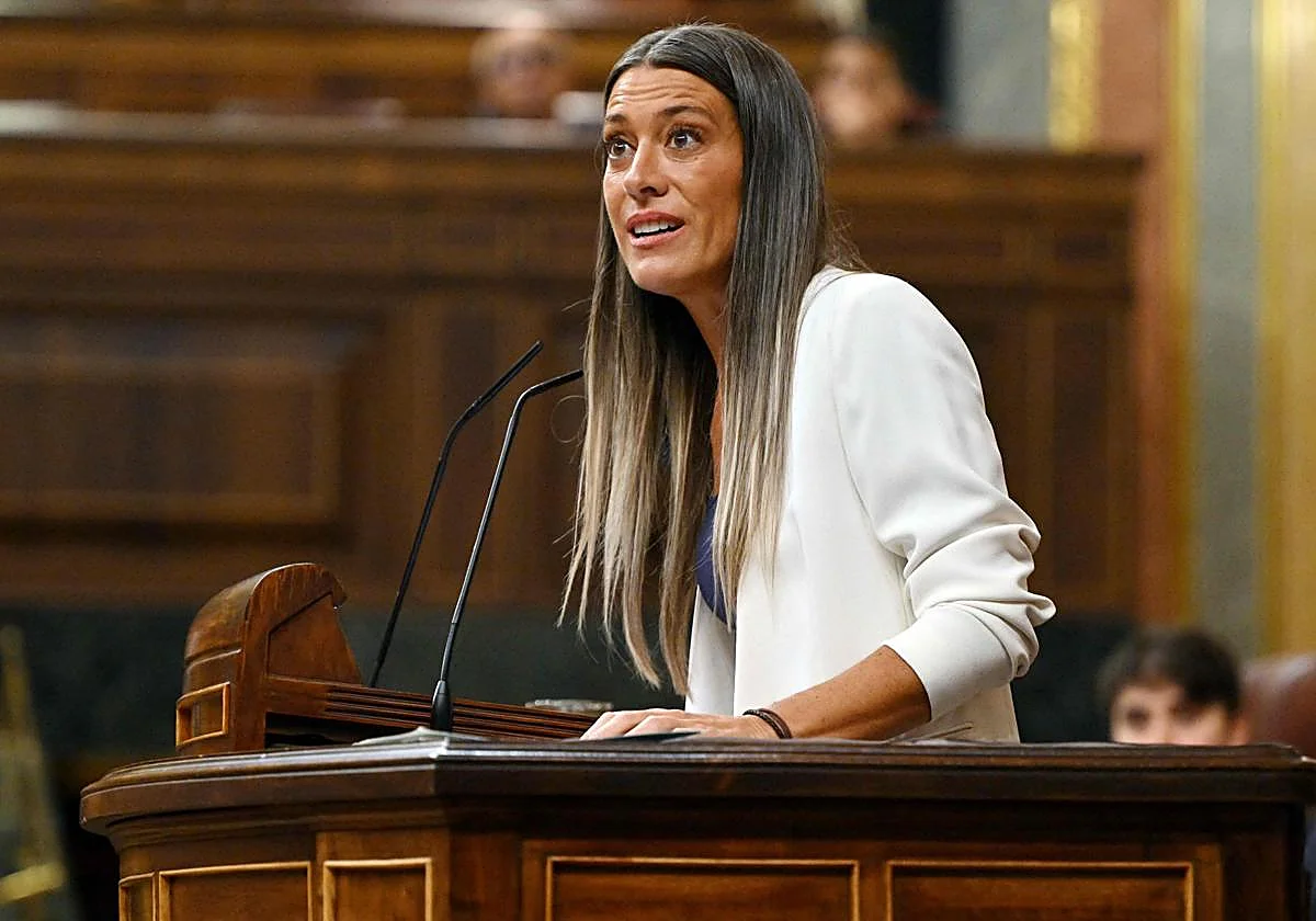 Junts agita la bandera anti-Colau ante la amenaza de elecciones anticipadas