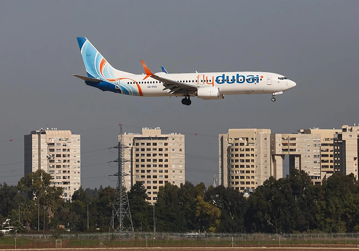Emiratos confirma que el piloto de FlyDubai pretendía un «acto terrorista» y tenía prohibido volar en Omán por su radicalismo