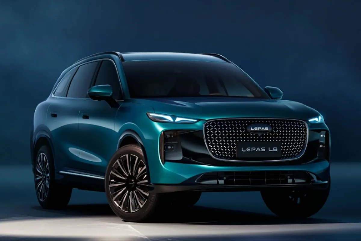 China prepara el desembarco en España de otra docena de marcas de coches en 2026, con 'traca final' en 2027