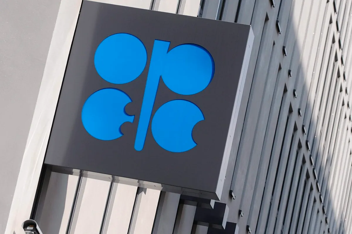 La OPEP+ decide mantener congelada su oferta de petróleo en noviembre