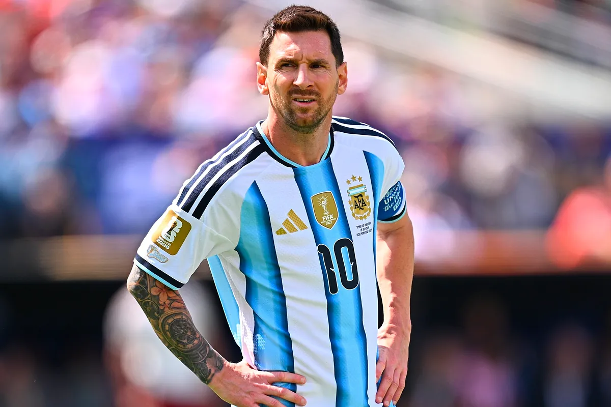Messi baraja una cúpula de ejecutivos de confianza para el Eldense