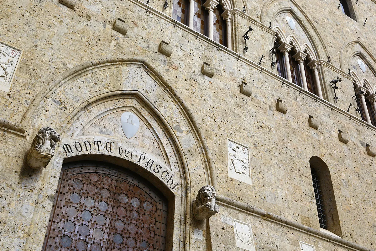 Intesa eleva su oferta a Monte dei Paschi a 0,25 euros por acción