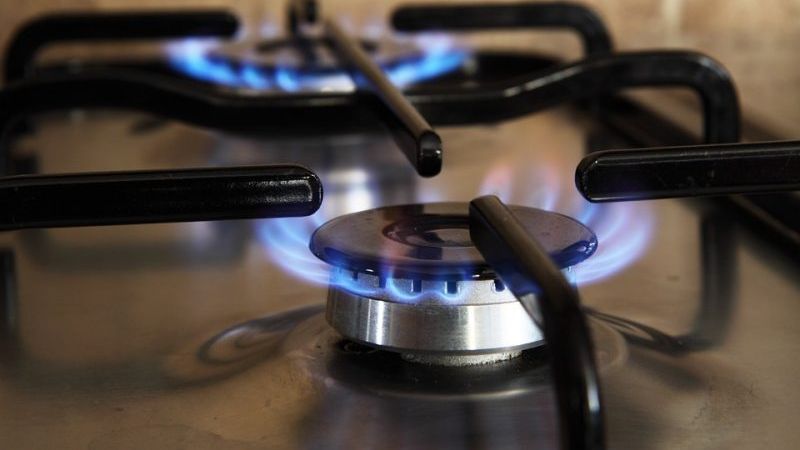 El Gobierno lo fía todo a una bajada del gas en primavera: los consumidores pagarán la deuda en diferido al 3,2% de interés