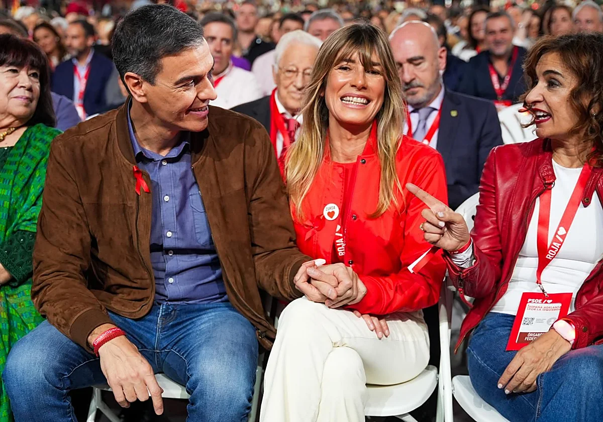 Una campaña con otro actor en el escenario: las causas judiciales que cercan al presidente