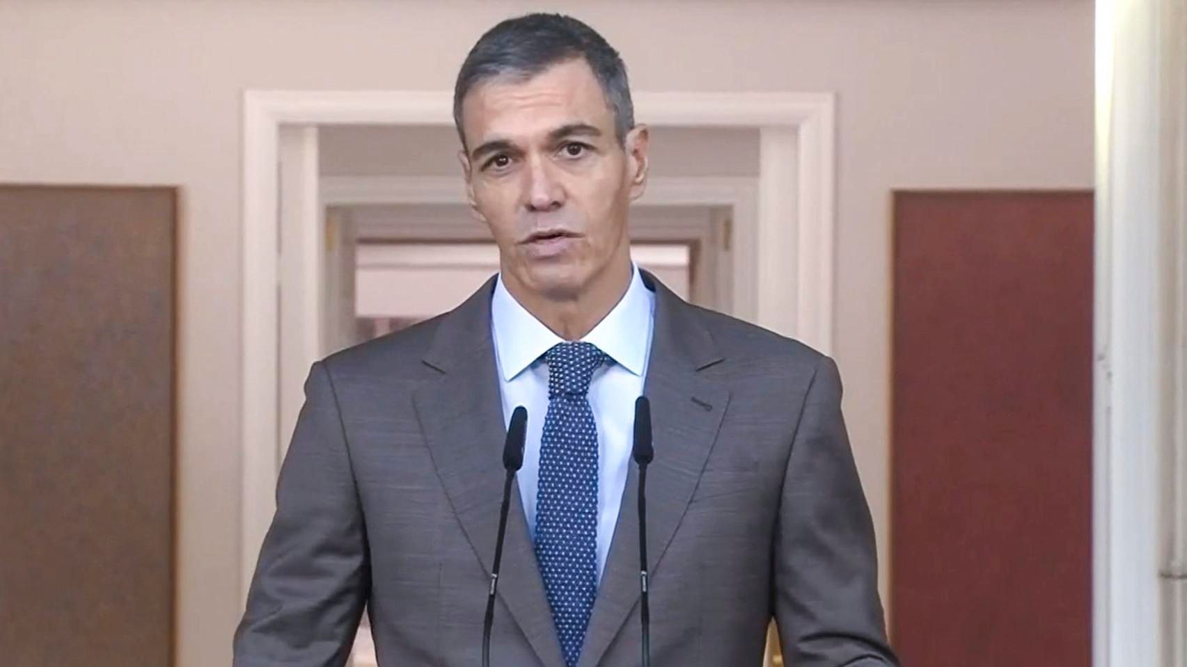 Sánchez convoca elecciones el 29-N para "doblegar a las élites" porque "en el Parlamento se pisan los intereses de la gente"