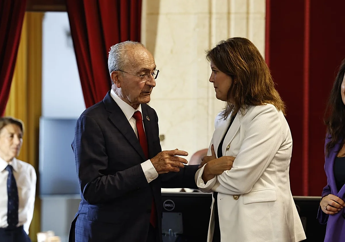 Pedro Sánchez los pone a trotar: inquietud, alegría y sorpresa por las elecciones en la Casona