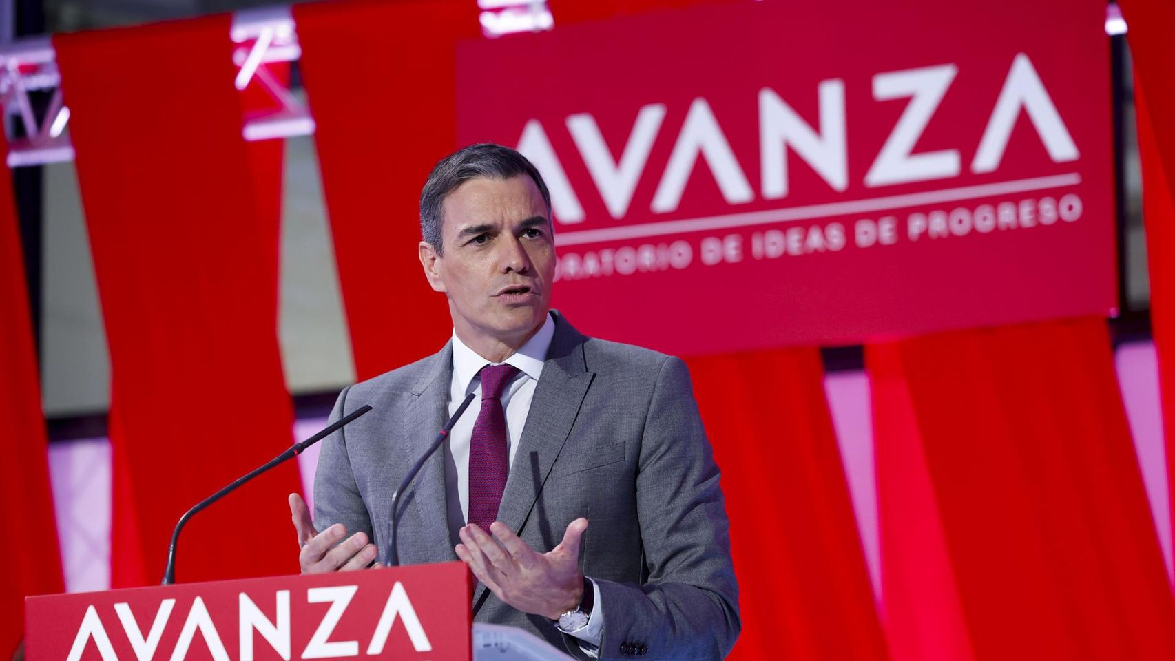 La legislatura 'bluf' de Pedro Sánchez: las 27 promesas incumplidas por falta de votos en España y de apoyos en la UE
