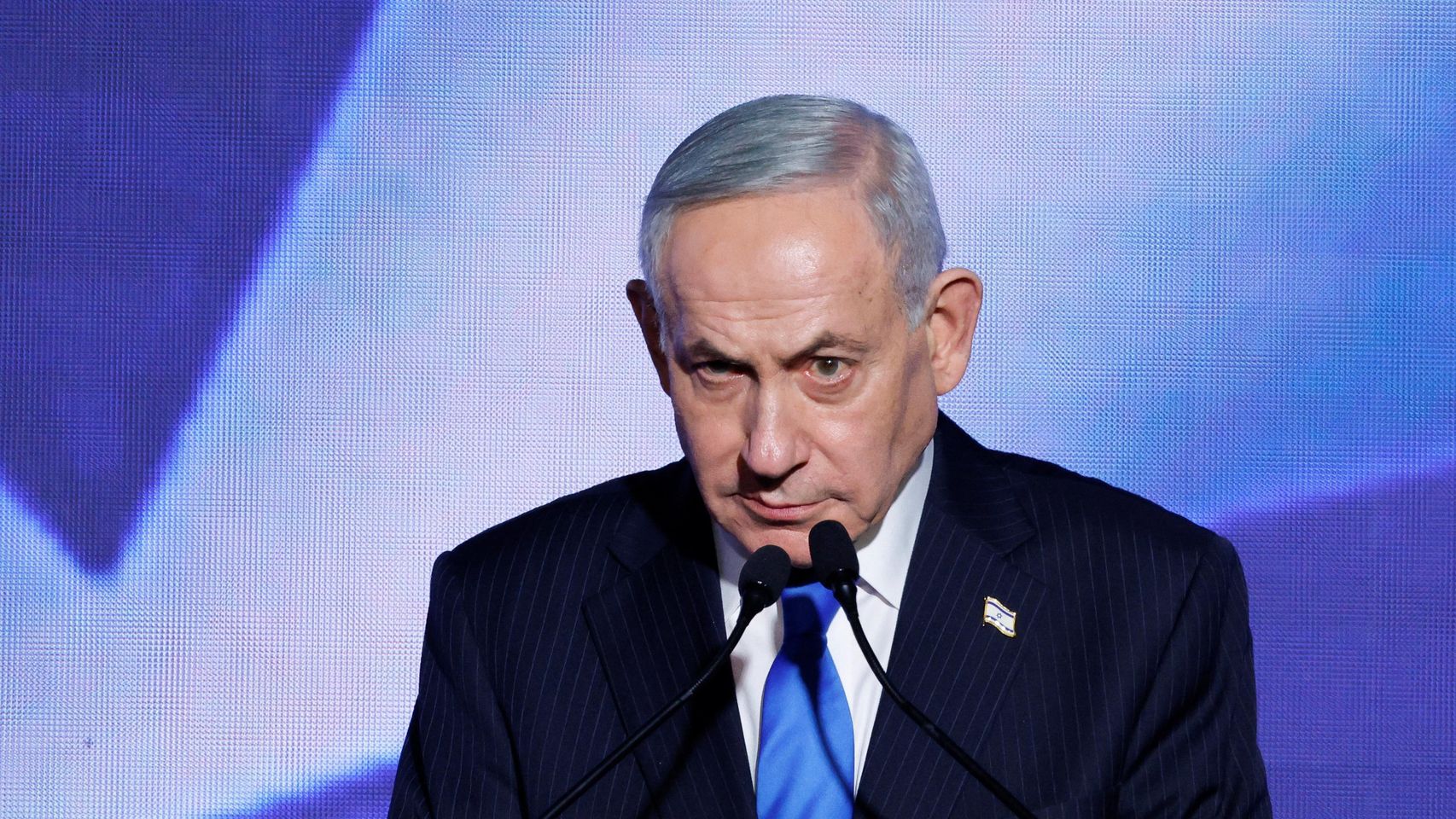 La hazaña de Flydubai se vuelve contra Netanyahu: la oposición le acusa de cometer los mismos errores que causaron el 7-O