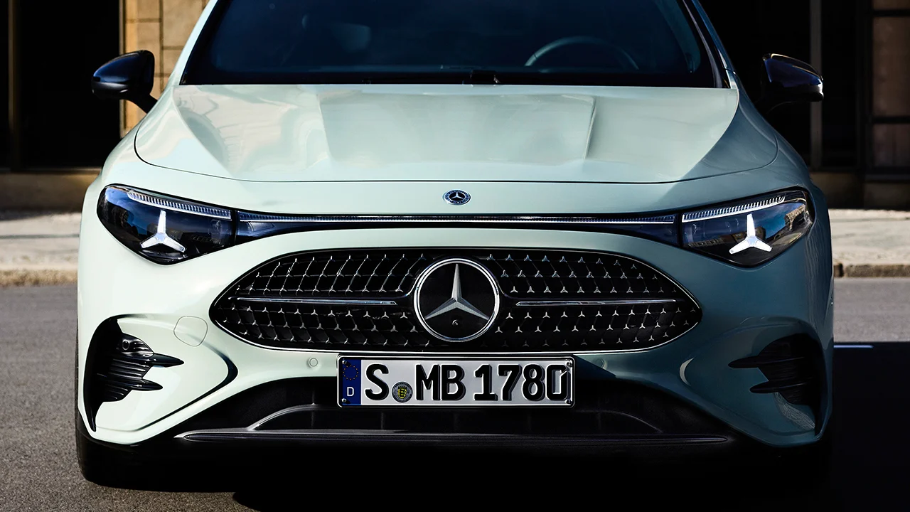 El nuevo Mercedes CLA híbrido esconde una artimaña que empuja a sus clientes hacia el eléctrico