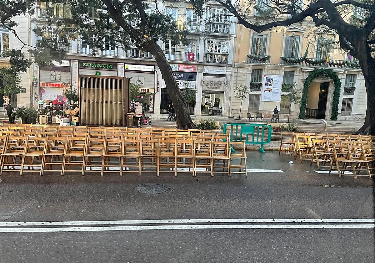 Málaga mantiene la cabalgata de Reyes Magos pese a la amenaza de lluvia