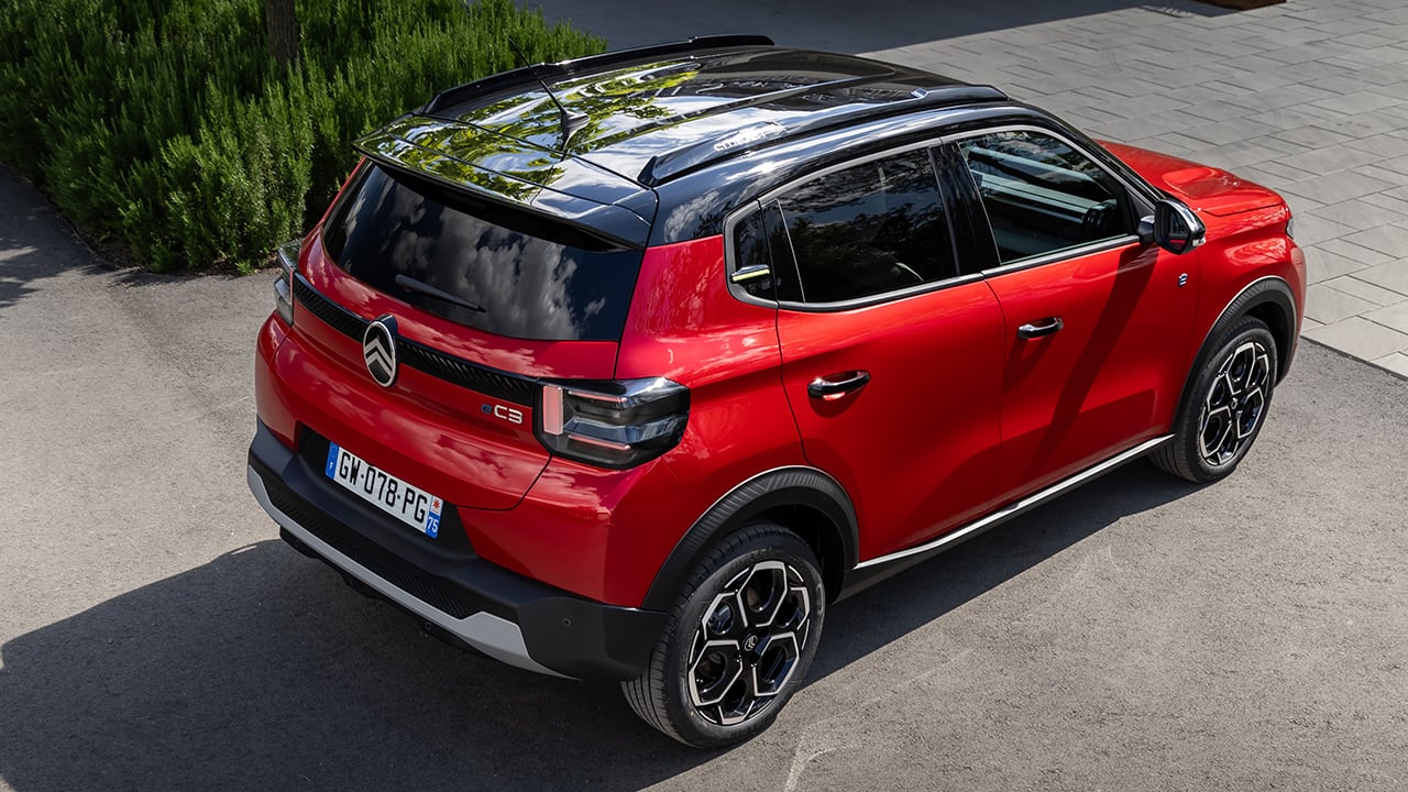 Es más barato que el KIA Stonic y, con 2.000 € de rebaja y etiqueta ECO, este SUV que solo gasta 5 litros es una compra redonda