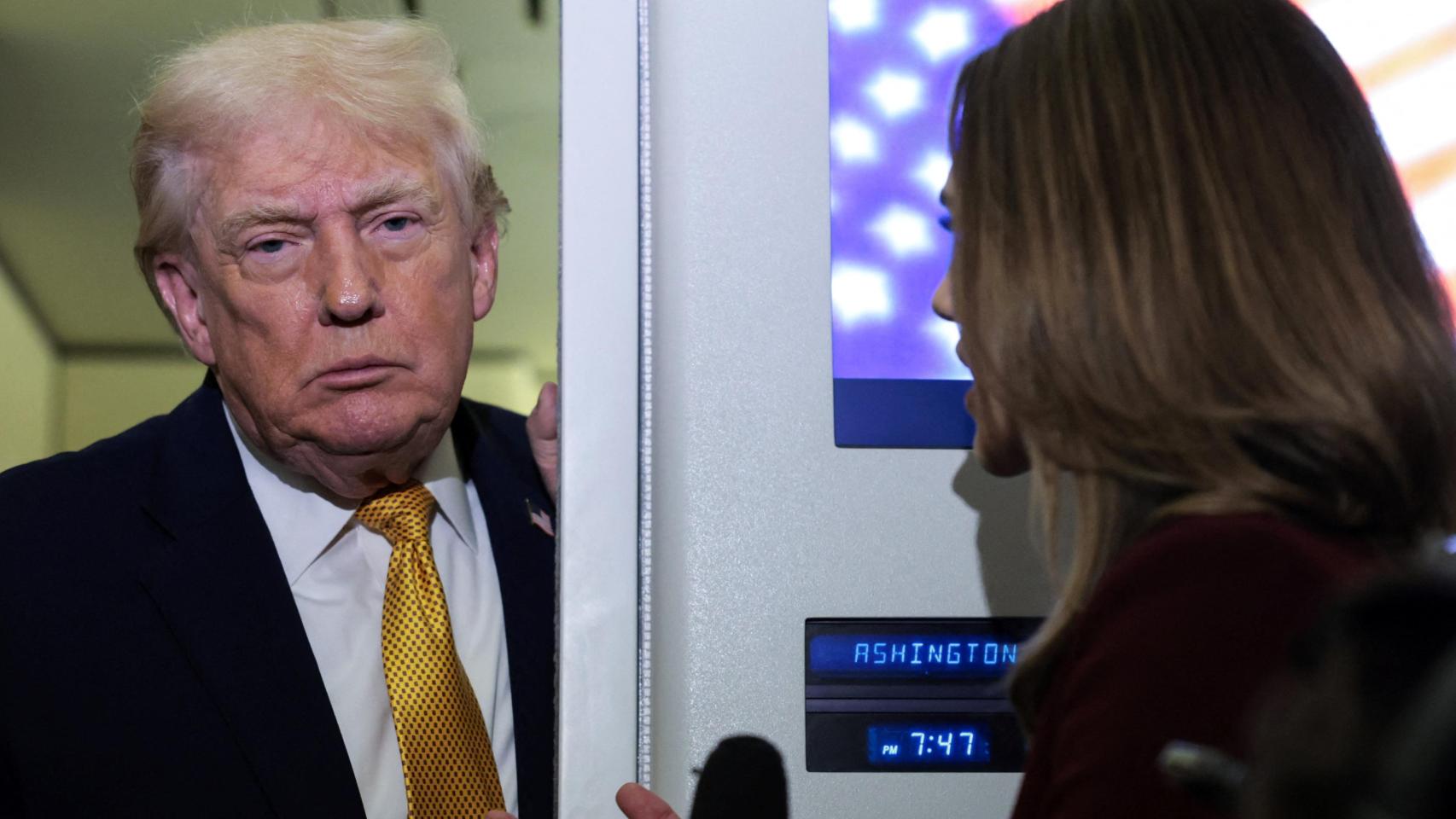 Trump descarta de momento elecciones en Venezuela y se sitúa al frente de la transición: "Yo tengo la última palabra"