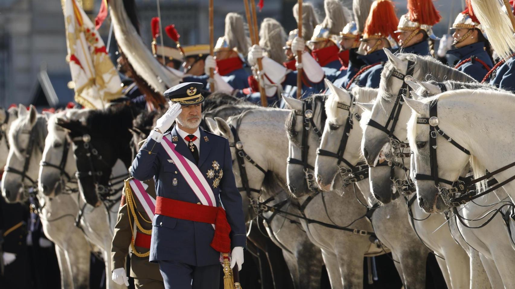El Rey reivindica en la Pascua Militar "el aumento de inversión en defensa" por la amenaza rusa "en el corazón de Europa"