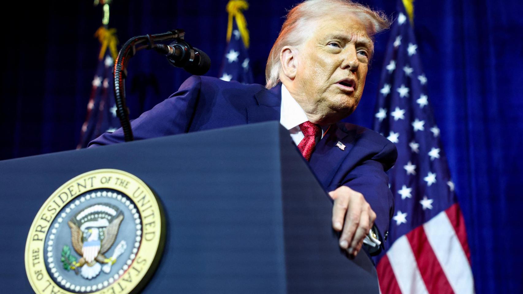 De la 'doctrina Monroe' a la 'Donroe': Trump dice que "nadie cuestionará su poder" y la UE sale en defensa de Groenlandia