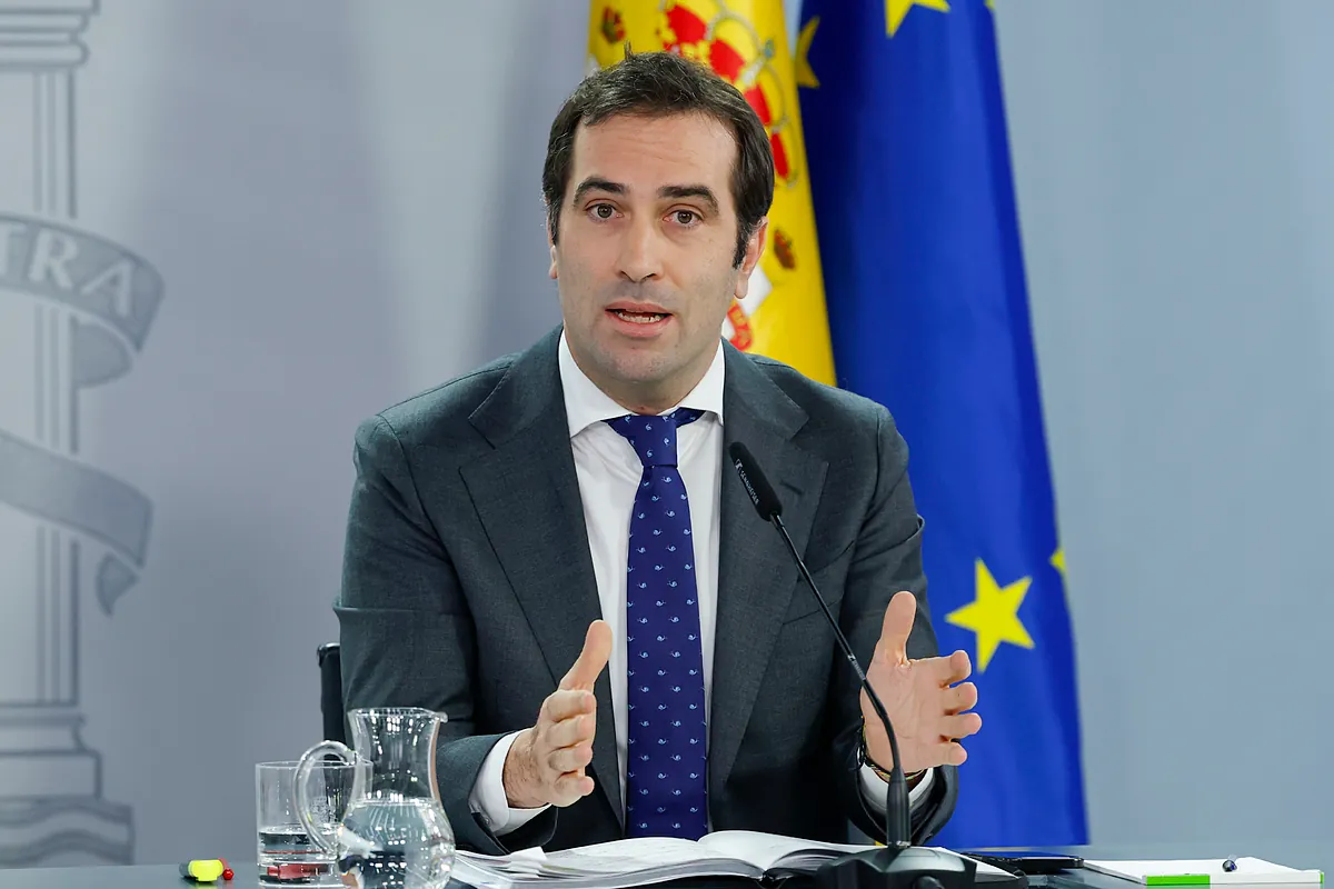 El Gobierno impone topes al interés máximo de los créditos rápidos