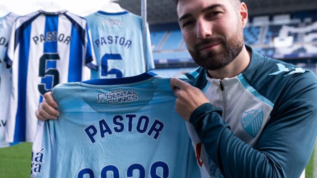 El Málaga renueva a Pastor hasta 2028: "Quiero volver más pronto que tarde"