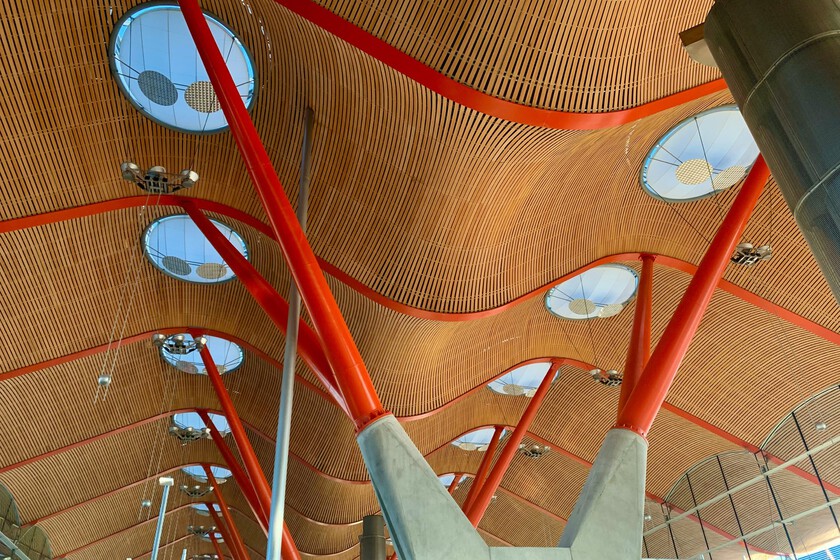 Esto es lo que gana Aena, en detalle: ha convertido la impaciencia en un negocio que vale 152 millones