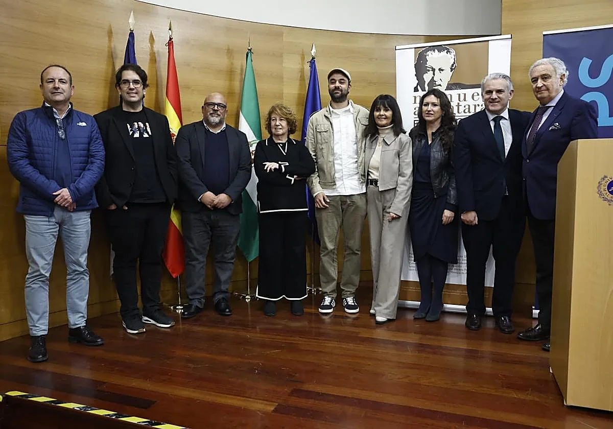 Rosa Villacastín y Diego Menjíbar reciben el Premio de Periodismo Manuel Alcántara