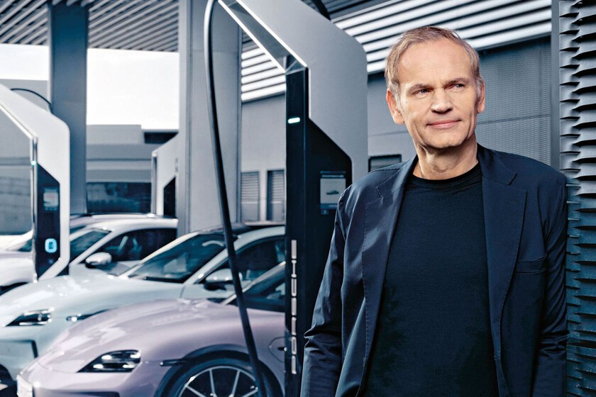 Oliver Blume es el CEO que ha piloto el salto de Porsche al coche eléctrico. Ahora se va con un mensaje: "nos equivocamos"