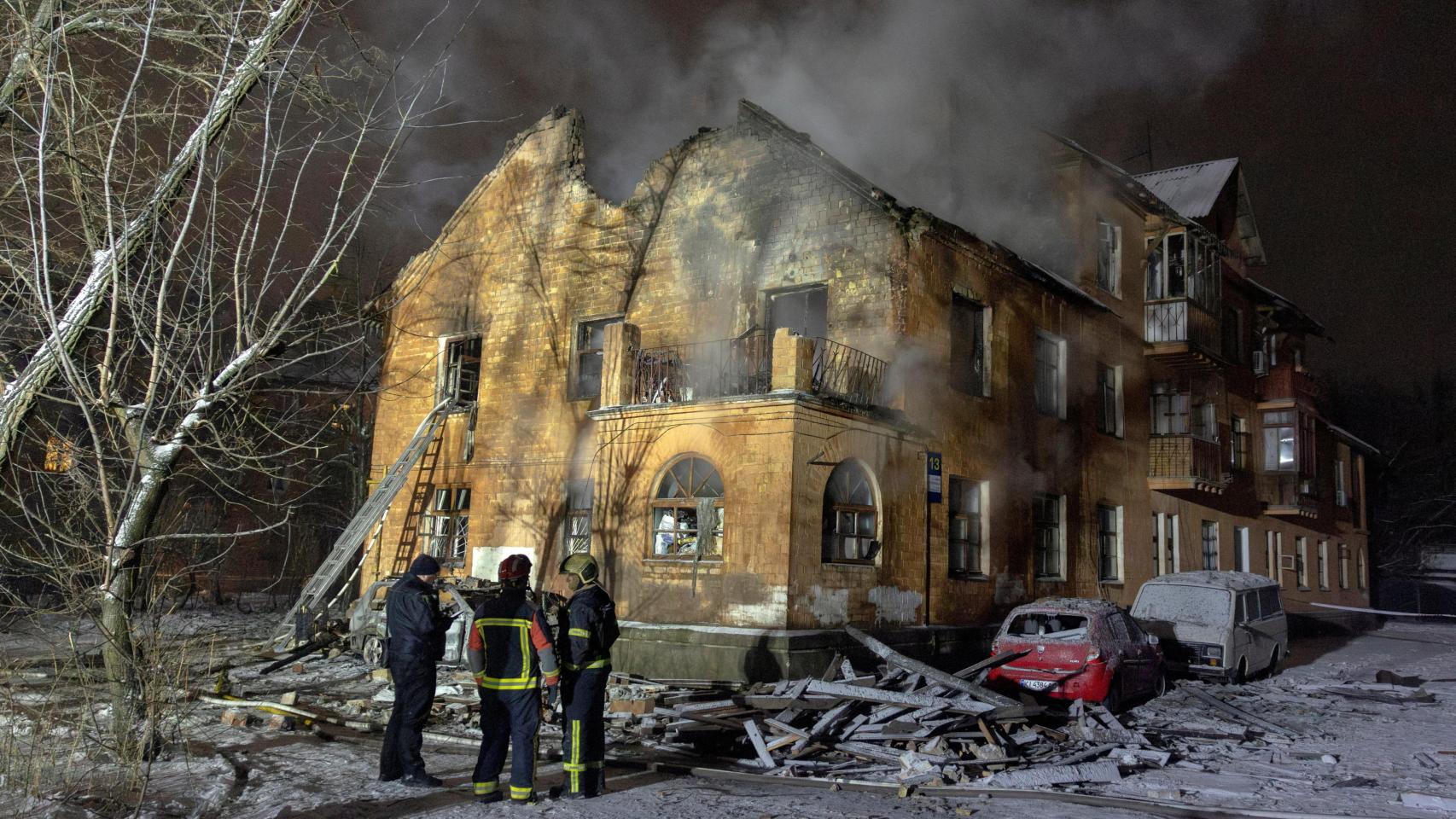 Rusia lanza un misil balístico hipersónico contra Ucrania como represalia por el falso ataque a la residencia de Putin